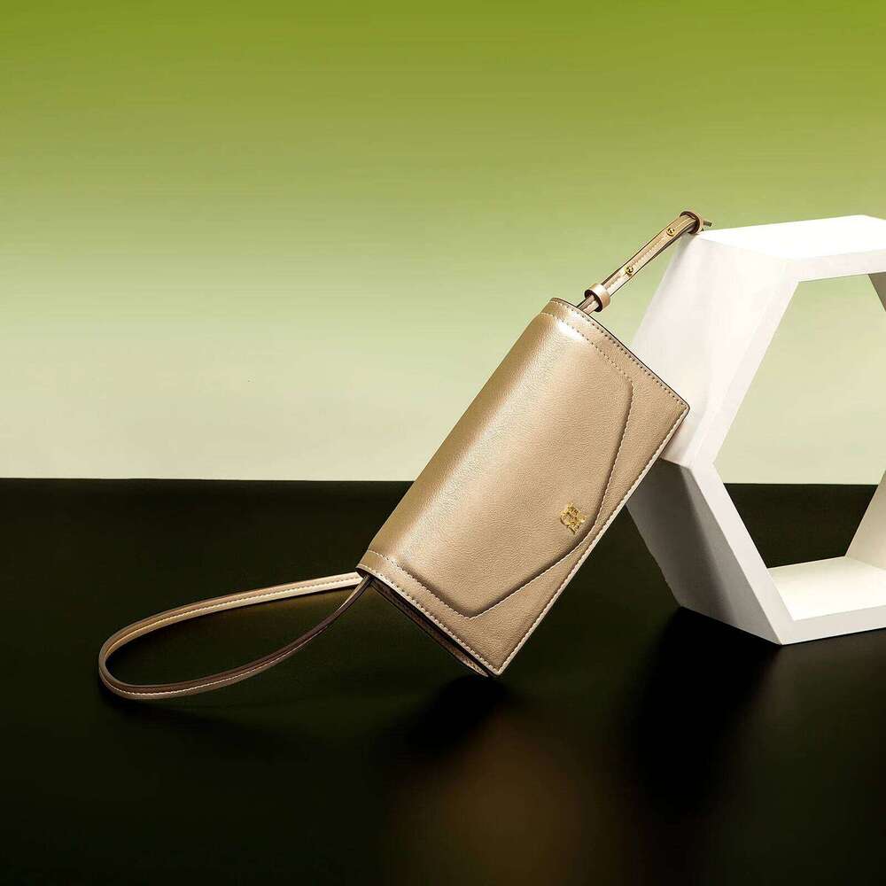 Fashion Simple Ladies Chain Pure Colour Classic 2025 New Women's Small Square Bag Elegant And Versatile