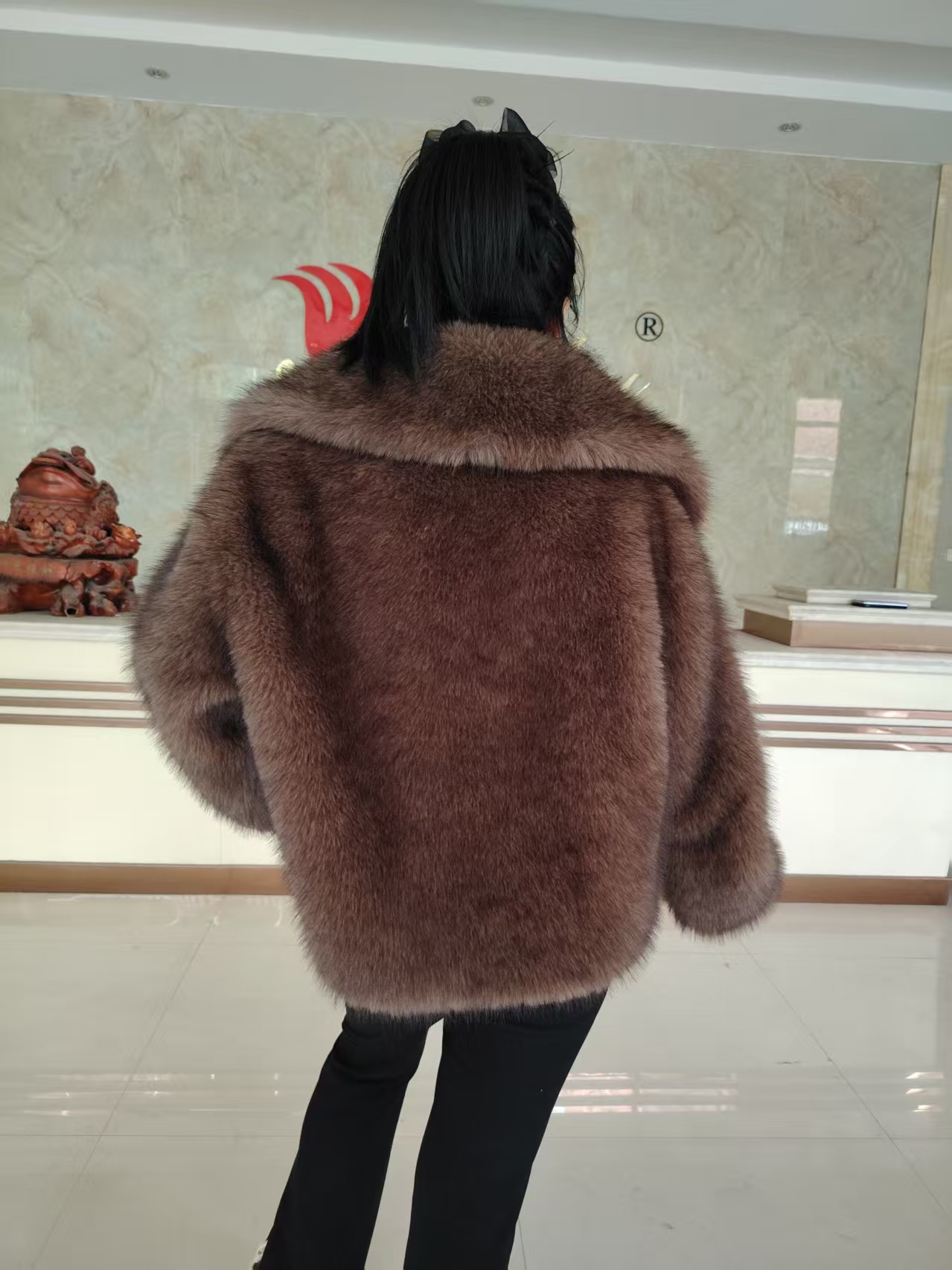 High-Quality Amiloy Fashion Faux Fur Jacket for Winter - Stylish Choice Available in Various Options