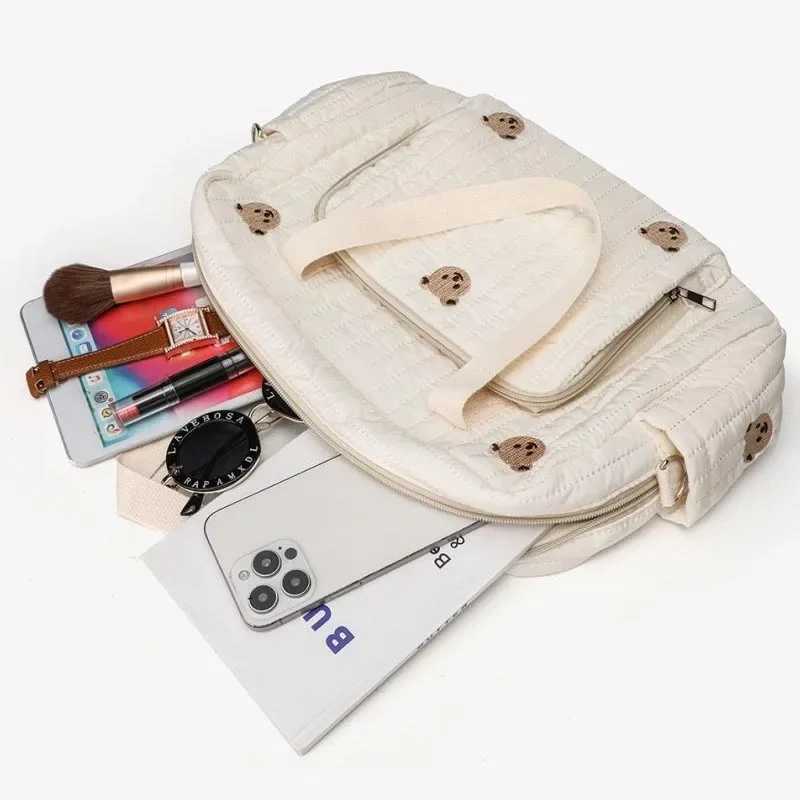 Baby Diaper Bag Cute Bear Flower Embroidery Pattern Mommy Bag Baby Beige Cotton Fabric Zipper Diaper Handbag New Luggage Bag y250609O6BK