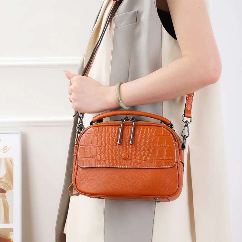 Designer Bags 2025 Female Cow Genuine Leather Crossbody Handbag Casual Women Bag Cowhide Fashion Vintage Shoulder Designer Bags For Ladies Luxury Bag