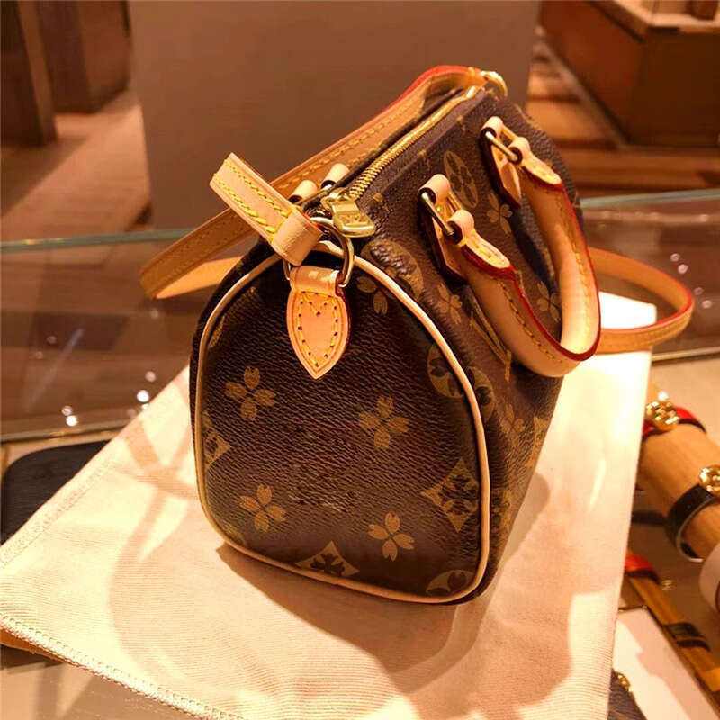 Women's Counter Genuine Leather 2025 New Style Old Flower High-end Handbag Crossbody Boston Pillow Bag