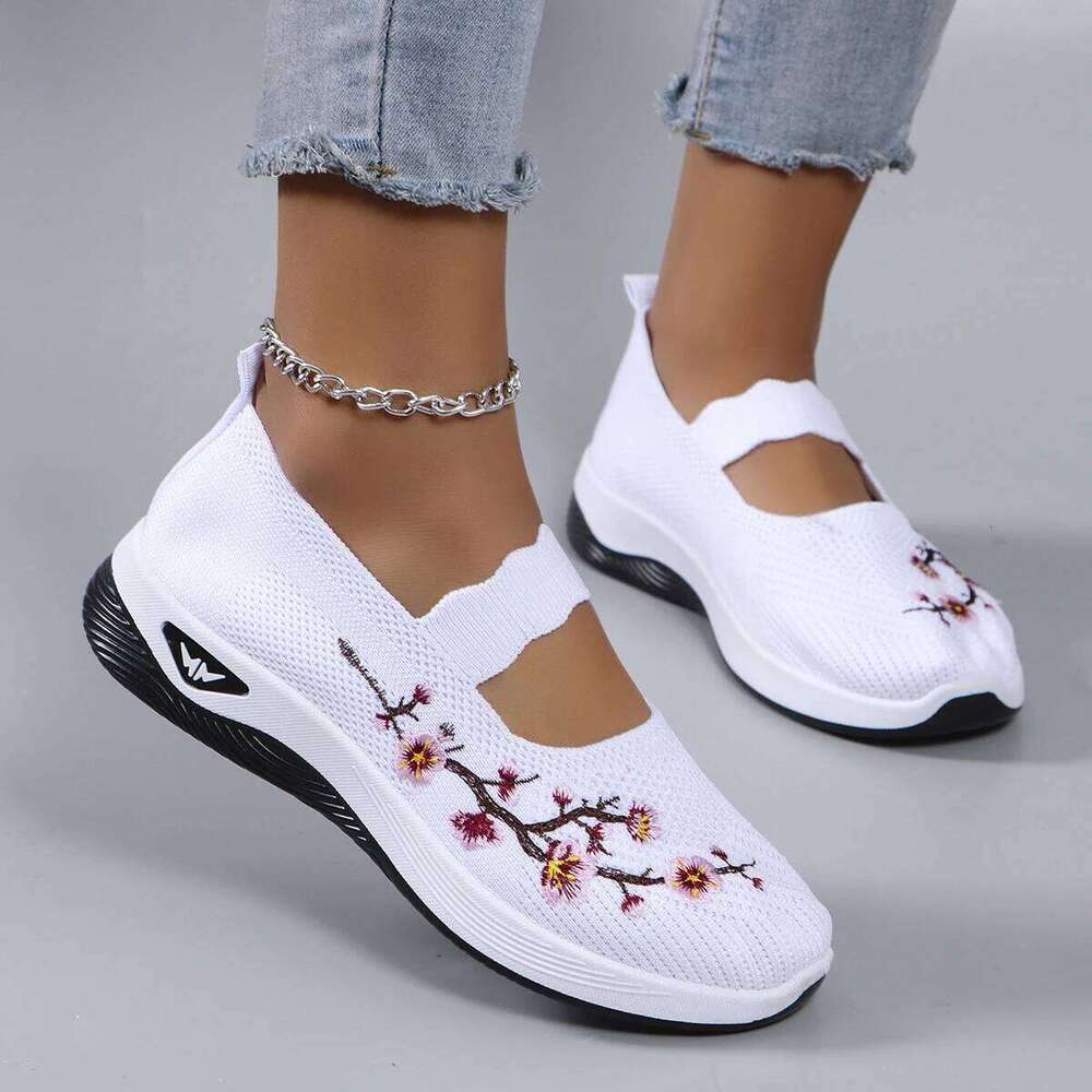Women's summer NEW hot breathable mesh flat women's shoes casual sports shoes, clearance free shipping