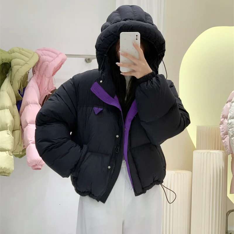 Female 2024 White Duck Thickened Hood Clothes Korean Version of The Color Collision Winter Down Jacket