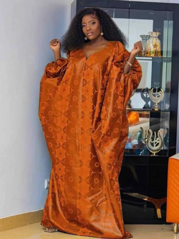 Elegant Bazin Riche Brode Long Robe Evening Dress Traditional Gown for Parties and Weddings African Dashiki Robe Boubou Brocade 250603