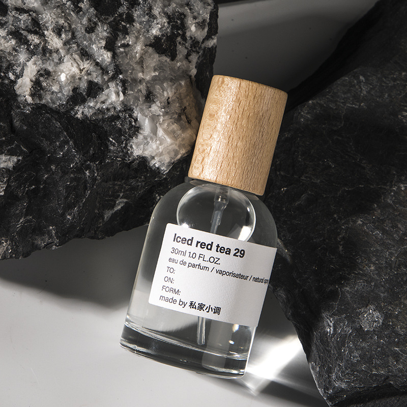 Chic Minimalist Designer Perfumery Collection featuring Soft-Spiced Top Note Composition