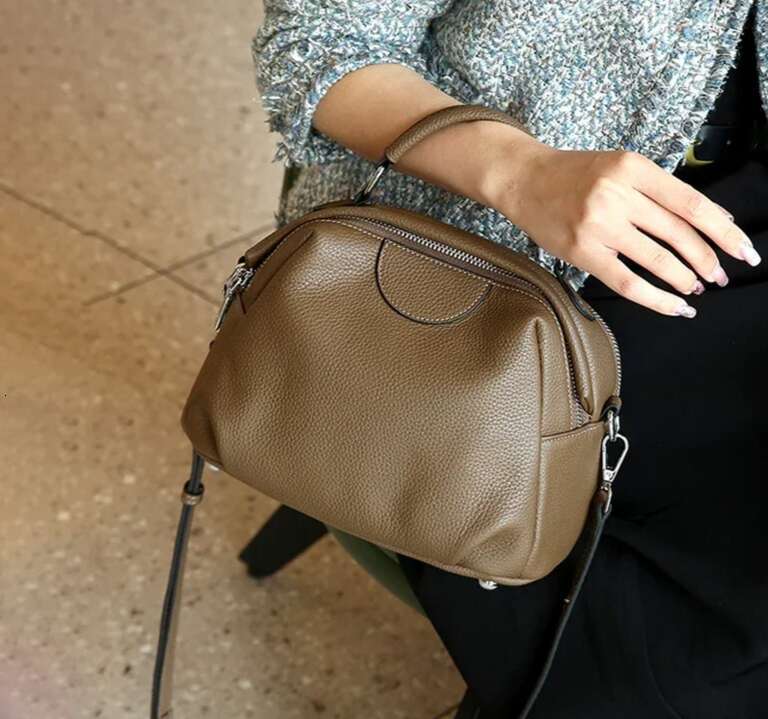 Designer Bags 2025 Women's Cow Real Leather Bag Female Crossbody Designer Shoulder Bags Ladies Casual Retro Commuting Cowhide Handbag Lady