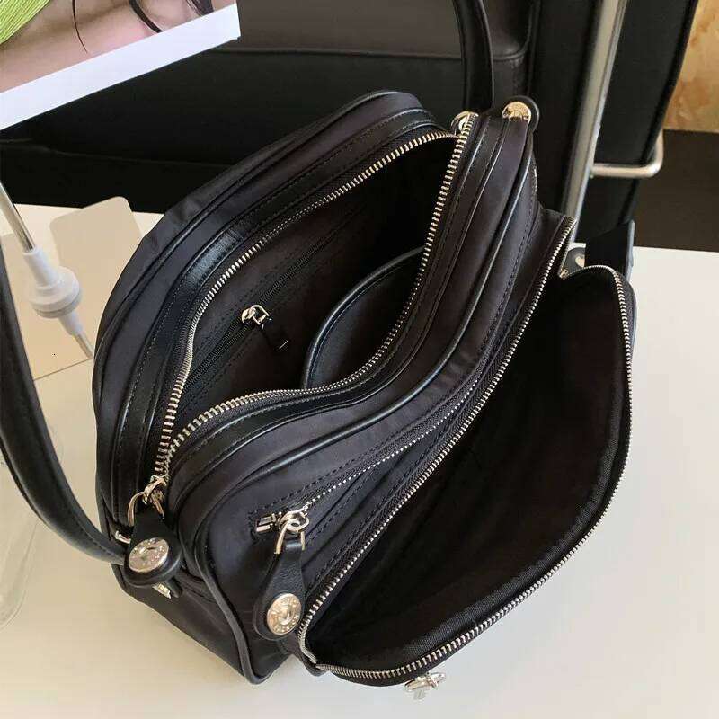 Niche Design Women's Multi Zipper Motorcycle Underarm Bag New Fashion Ladies Casual Oxford Fabric Large Capacity Handbag