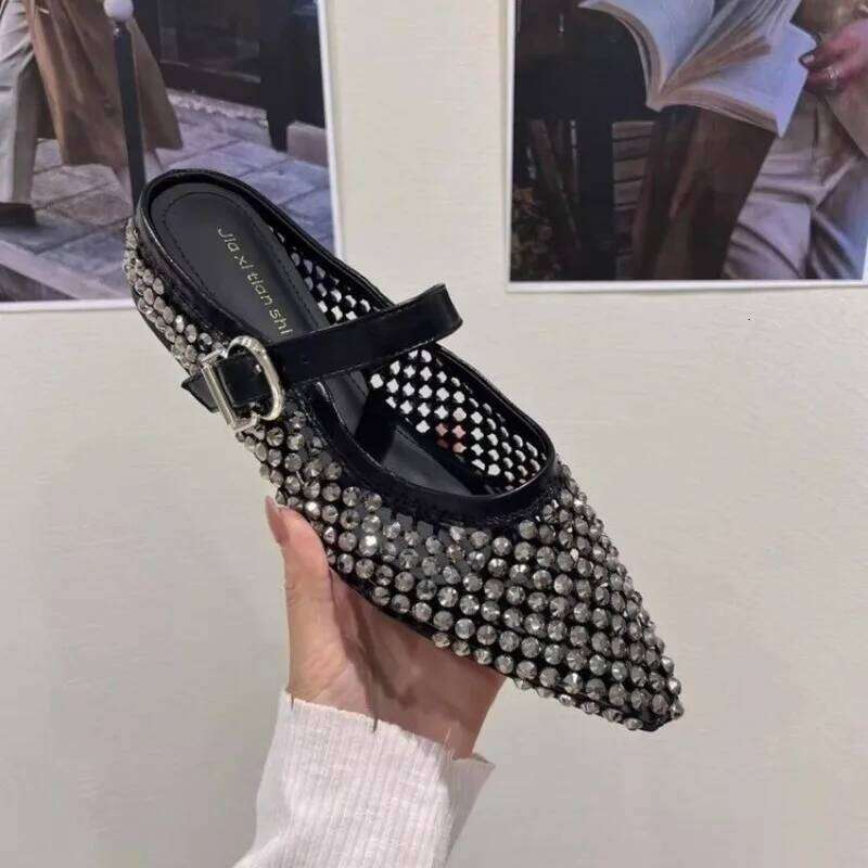 New 2025 Crystal Footwear Sier Women Flat With Female Pointed Toe Fashion Rhinestones Shallow Ladies Flats Shoes