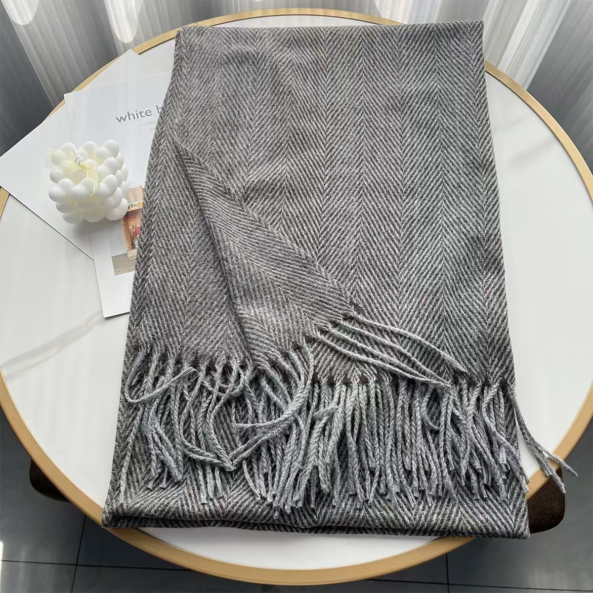 T923 autumn and winter high-grade cashmere herringbone scarf popular all-match warm men's neck tassel shawl