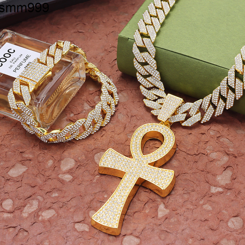 Custom Collier Inoxydables Jewelry Hip Hop Cuban Chains Necklace Fashion Jewelry Pendant Necklace Unisex