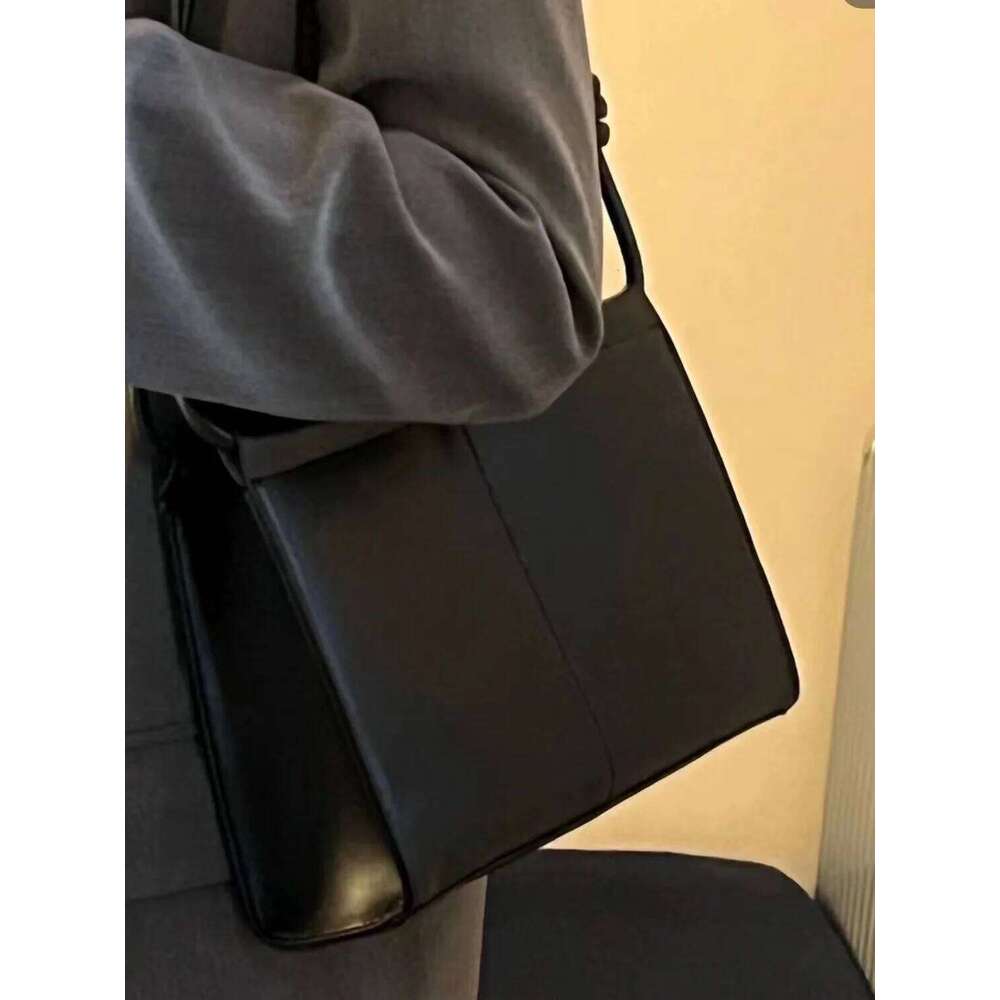 Korean Version Black Underarm 2023 New Women's Minimalism Elegant Small Square Bag Fashion Commuter Texture Shoulder Bags