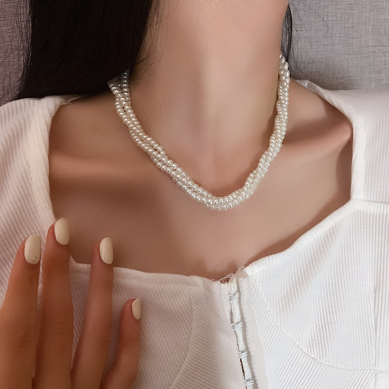 Vintage Multi Strand Faux Pearl Choker Necklace Elegant European American Minimalist Niche Neck Jewelry for Women