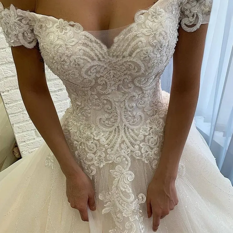 Luxury Beads Ball Gown Wedding Dresses Chapel Train Corset White Ivory Tulle Princess Wedding Gowns Lace Appliqued Off Shoulder Church Bride Dress
