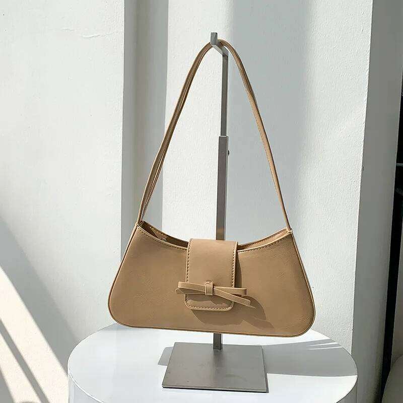 Sweet Cute Korean Bow Shoulder Underarm Tote Bag 2024 Sier Black Red White Ladies Sling Bags Leather Zip Purses Handbags Women