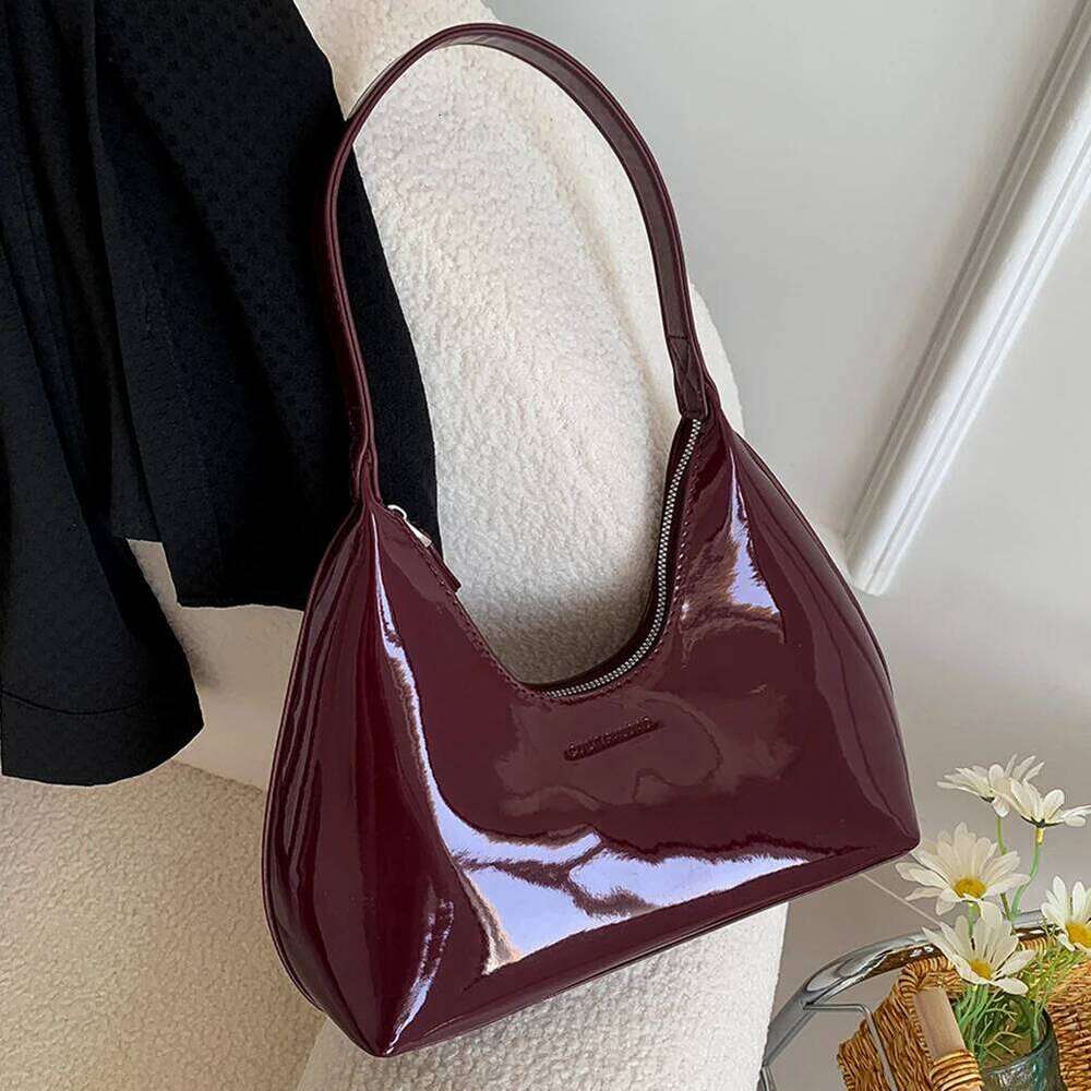 Women's Patent Leather Tote Versatile Fashion Shoulder Satchel Hobo Bag Girl Brand Designer Zipper Small Handbags