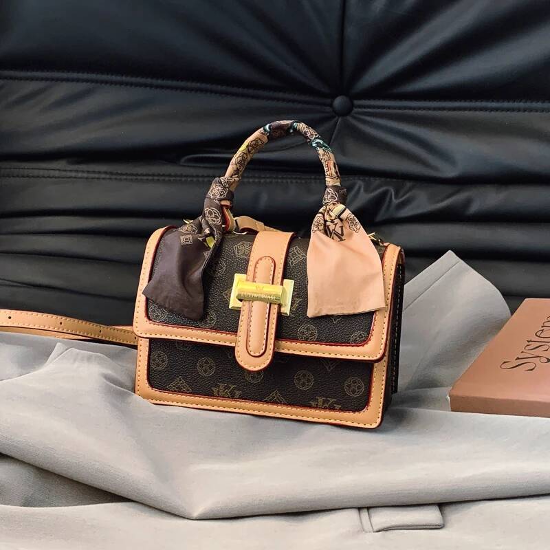 Designer Vintage-Inspired Messenger Bag - Elegant Crossbody Tote With Letter Casual Leather Large Capacity Shopper