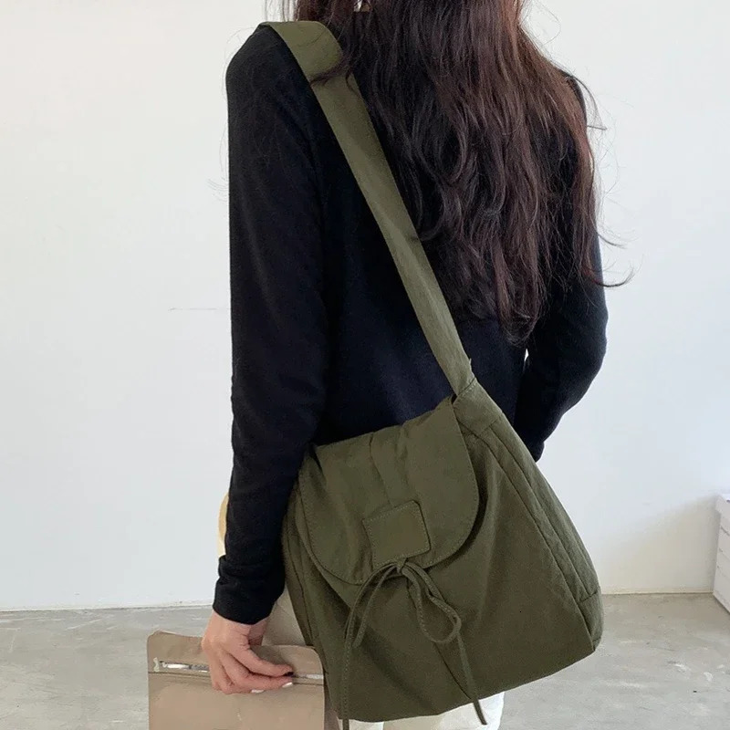 Vintage Flap Nylon Bow Crossbody Bag Large Autumn Student Shoulder Bag Winter Solid Colour Simple Messenger Bag 250523