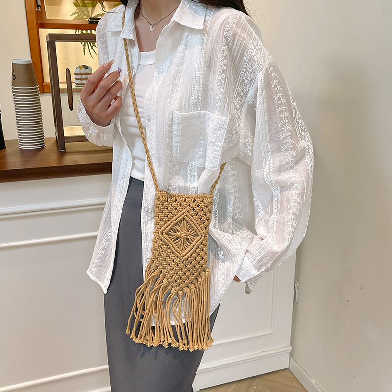 designer 2025 New Straw Bag Versatile Tassel Women's Bag Handmade Cotton Rope Woven Bag Fashion Shoulder Bag Crossbody Ba