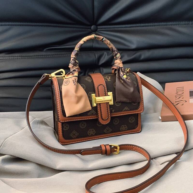 Designer Vintage-Inspired Messenger Bag - Elegant Crossbody Tote With Letter Casual Leather Large Capacity Shopper