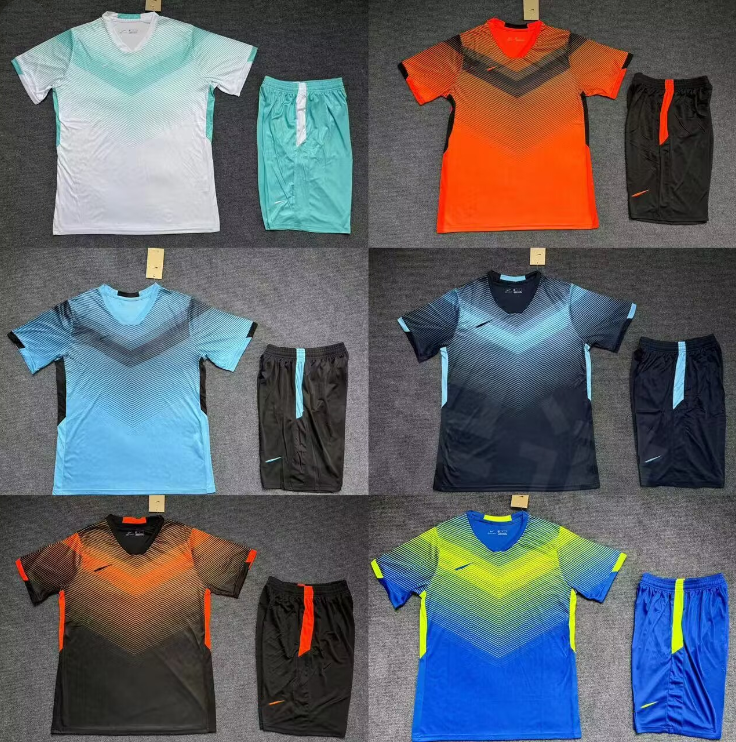 Summer mens sport tracksuit suit fitness set jogging running shirt shorts quick dry mesh tracksuits gym football suit jersey sportswear basketball A6