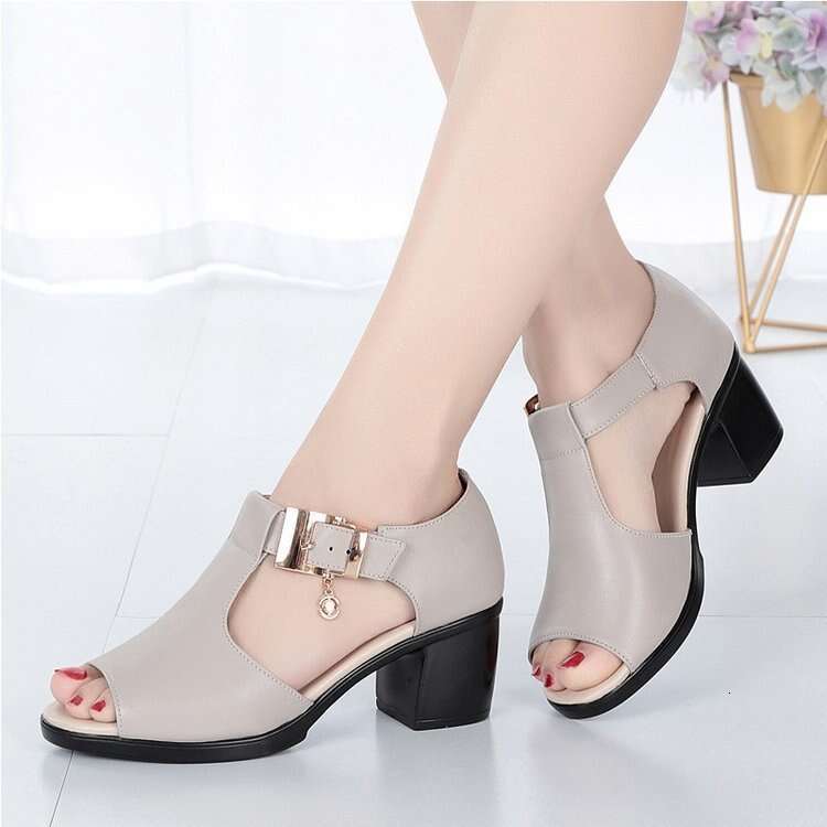 Peep Toe Sandals Women 2022 Summer New Roman Style Chunky Mid Heel Women's Shoes for Middle-aged Moms