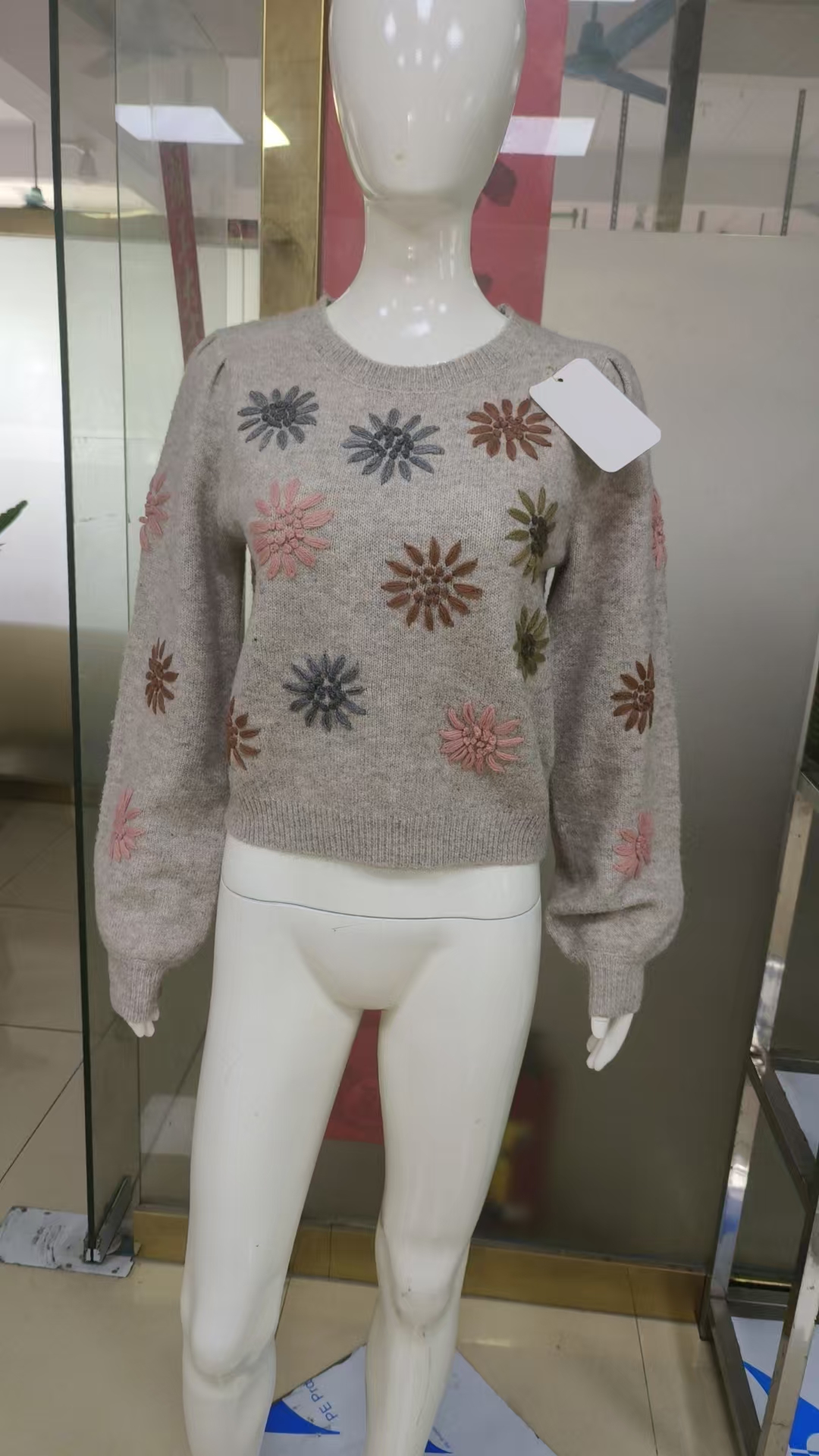 Women's clothing pullover handmade embroidered sweater factory direct sales Support customized styles with complete options