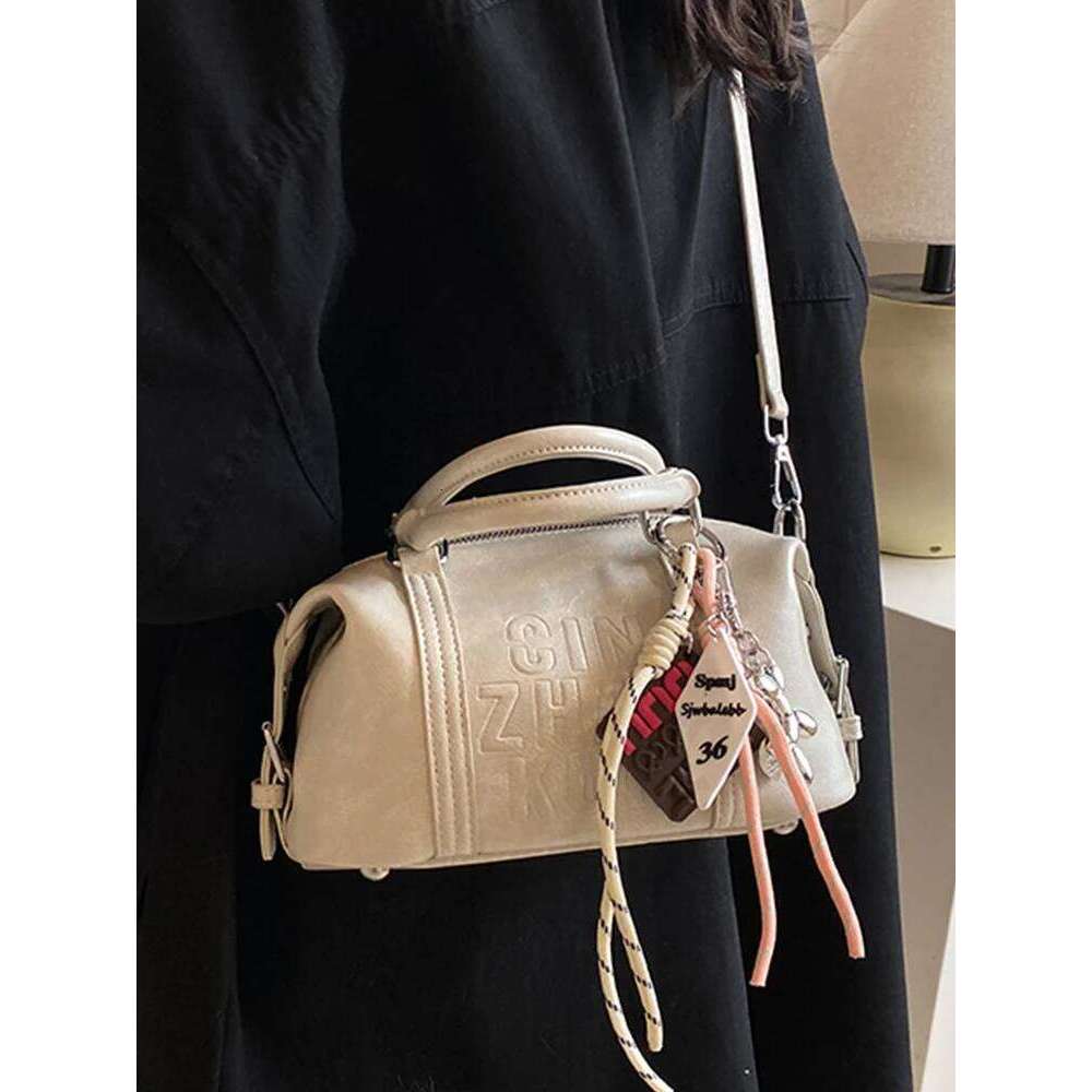 Vintage Letter Tote Pillow For Women 2025 New Soft Leather Commuter Shoulder Bag Lady Crossbody Bags