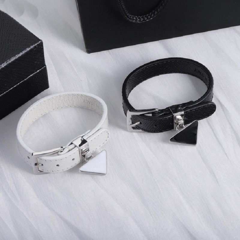 Luxury Men Women Designer Leather Bracelet Bangle Black White Simple Bracelets Cuff Jewelry Party Gift