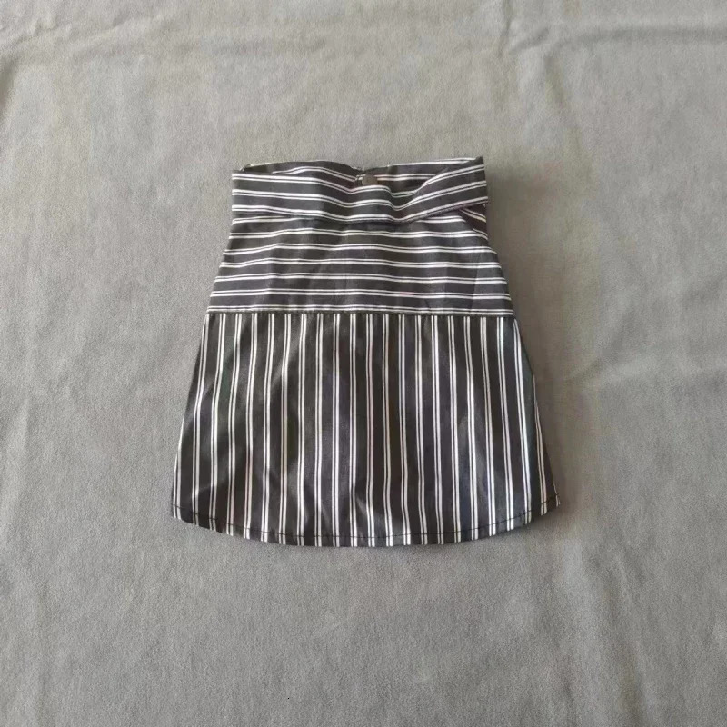 Summer Dog Shirt Small Big Large Pet Clothes Apparel Maltese Poodle Corgi Border Collie Husky Labrador Golden Retriever Clothing 250609