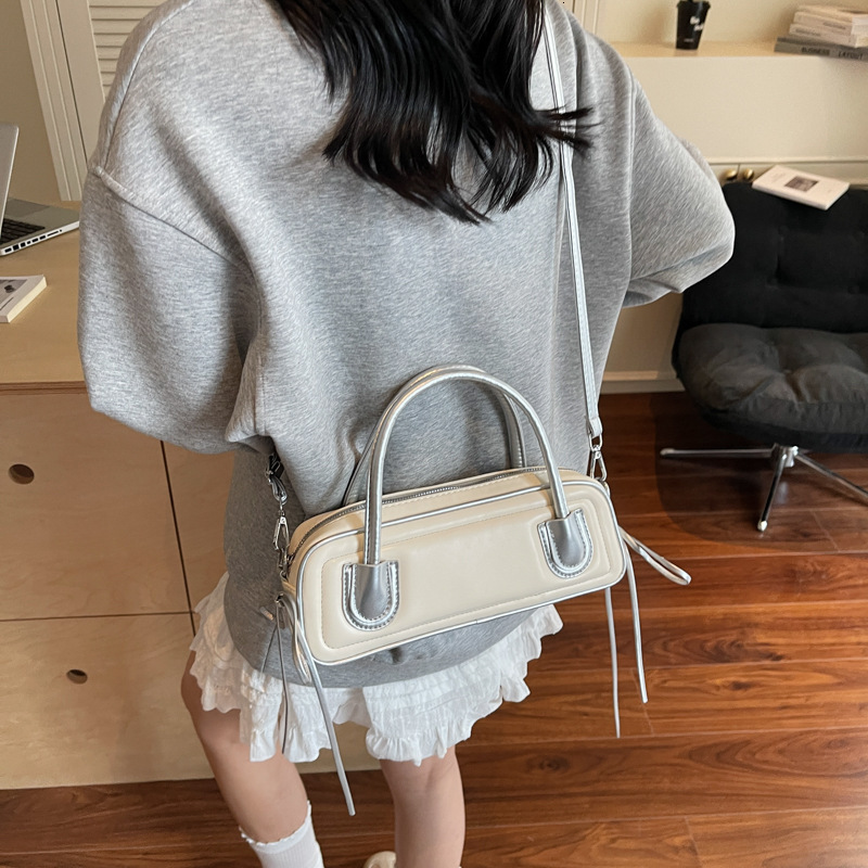 designer Fashion Simple Underarm Bag for Women Korean Version 2025 New Trend Versatile Bowling Bag Niche Color-Block Baguette Wo