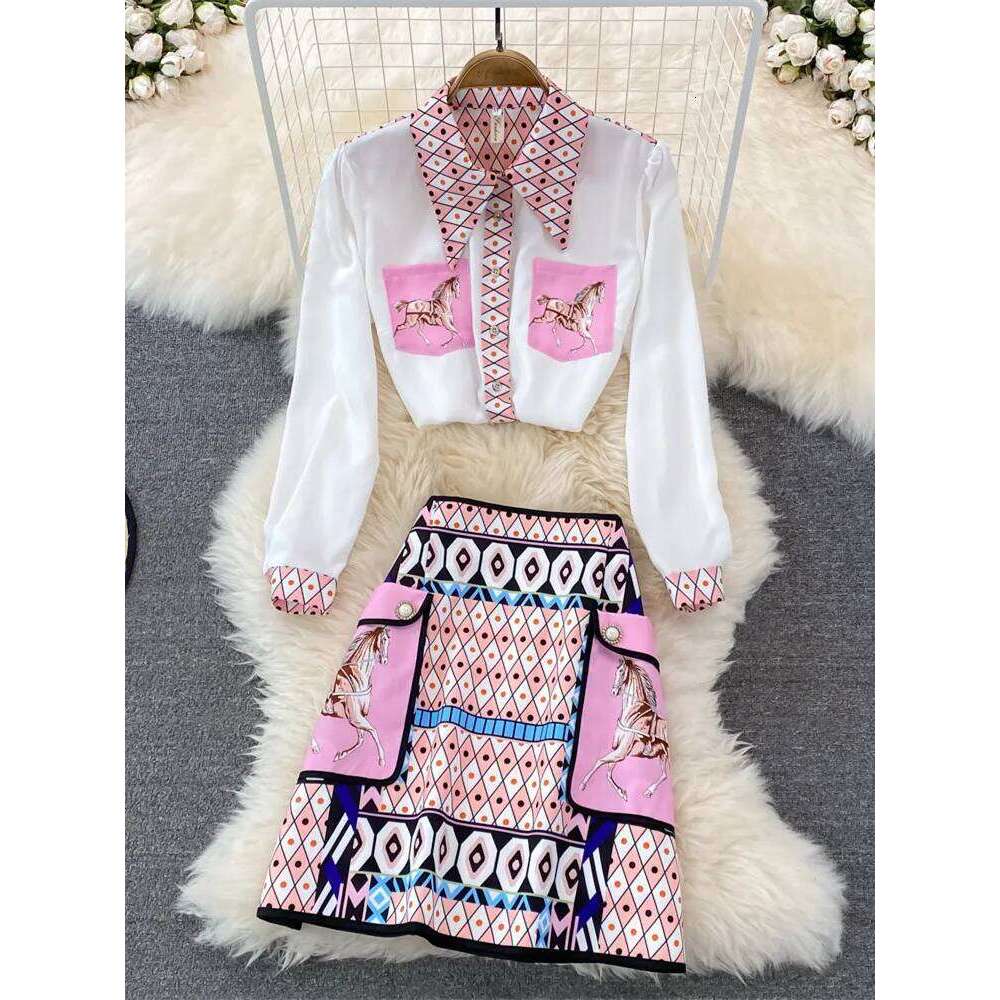 New Fashion Runway Summer Suit Women's Horse Geometry Print Blouse And A Line Pocket Buttons Skirt 2 Two Pieces Set