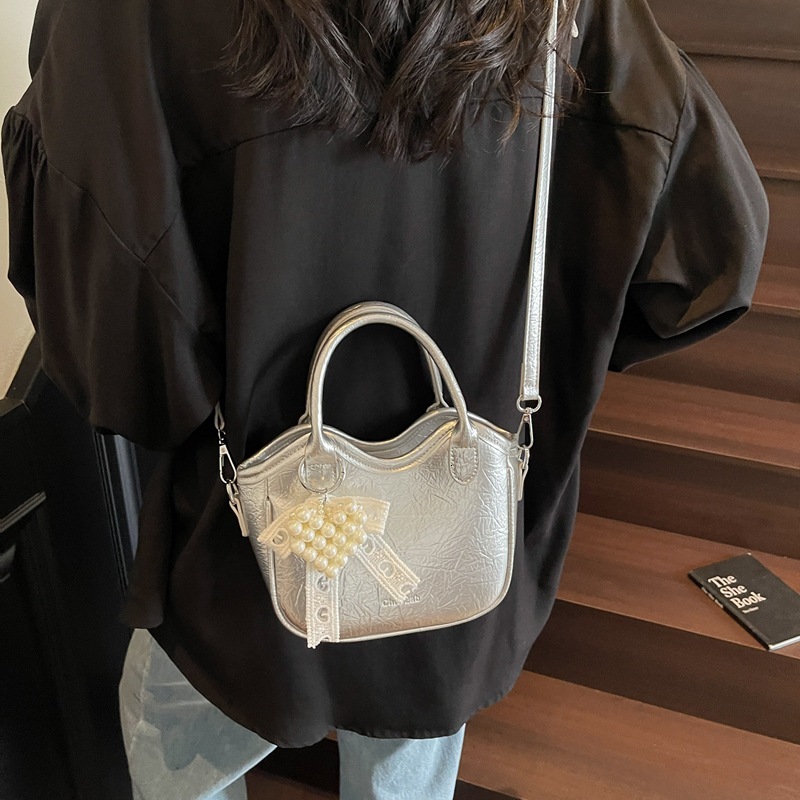 designer High-end Handheld Basket Bag for Women 2025 Summer New Fashion Trend Versatile Casual Crossbody B