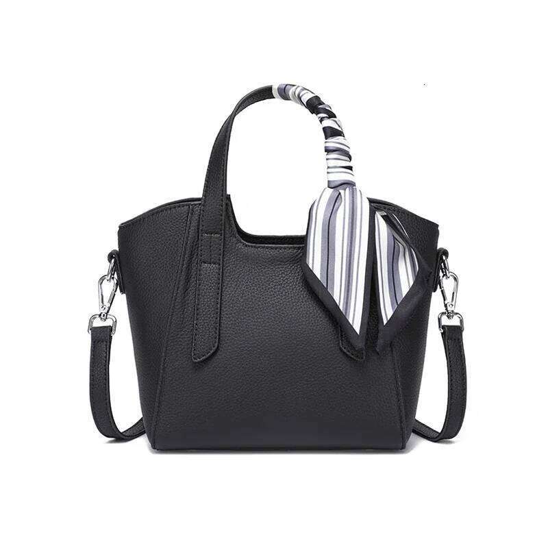 Designer Bags 2025 Woman Cowhide Genuine Leather Commuter Women's Handbag Fashion Designer Tote Female Shoulder Crossbody Bag For Ladies Luxury B