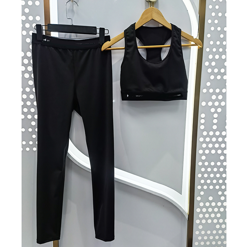 Luxury Black Tracksuits Designer Women Yoga Outfits Bra Tank Legging Sporty Tanks Top Pants Summer Gym Sportswear Tracksuit