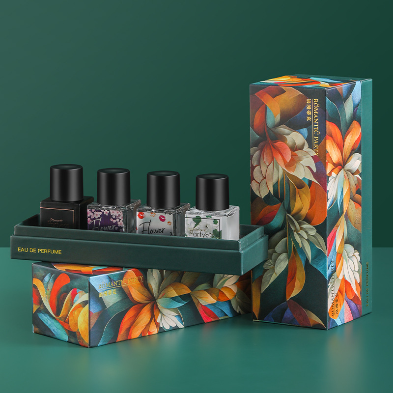 Sophisticated Unisex Rose Fragrance for Those Who Love Unique Scents