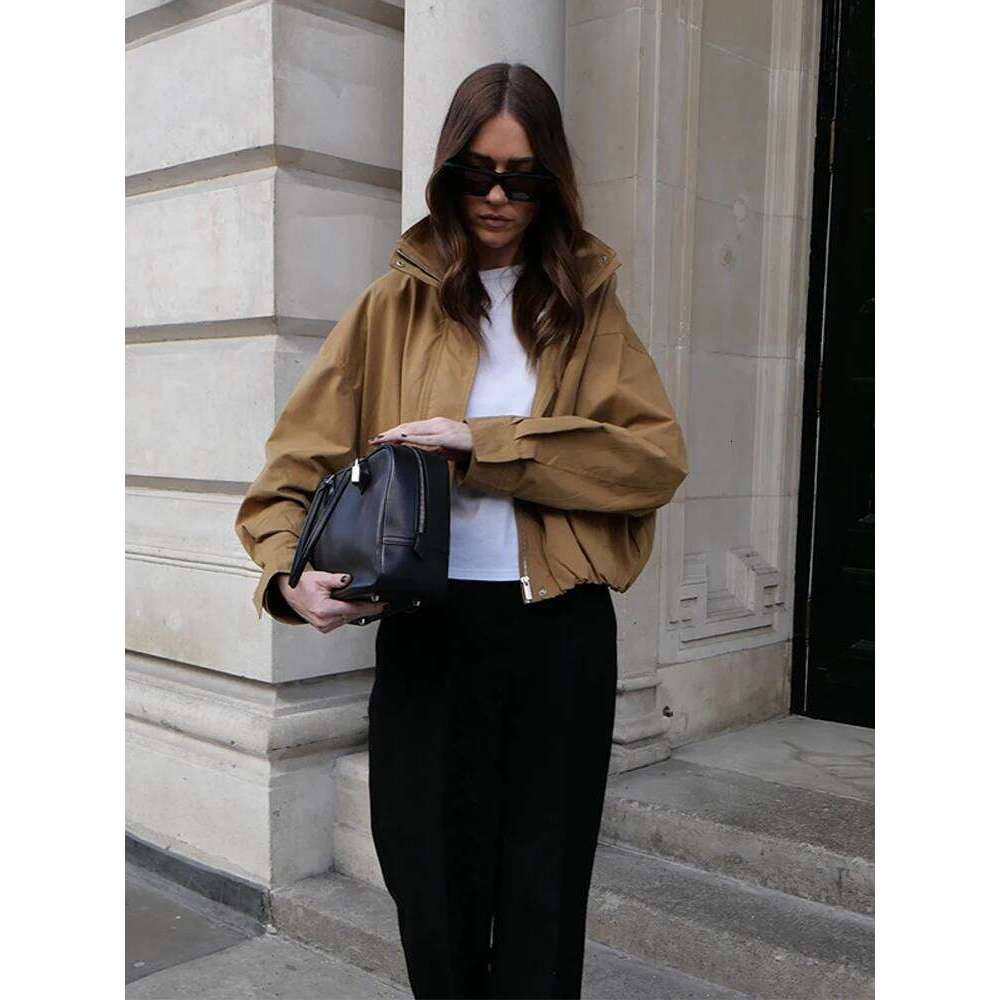 Women 's Spring Jackets Vintage Stand Collar Zipper Pockets Full Sleeve Short Jacket Female 2025 New Fashion Lady Streetwears