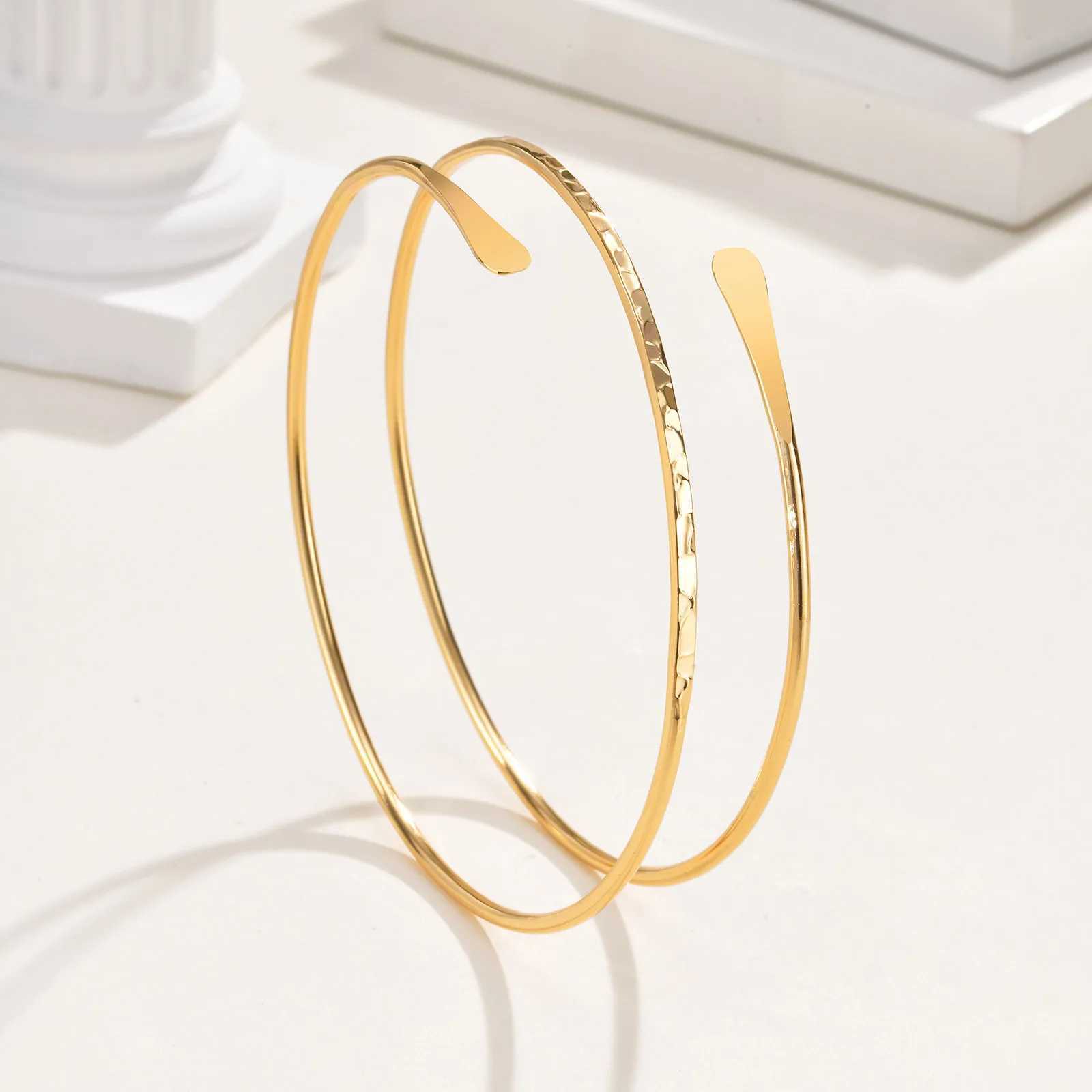 Upper Arm Cuff Bracelet for Women Minimalist Gold Plated Armband Statement Party Armlets Jewelry M250606