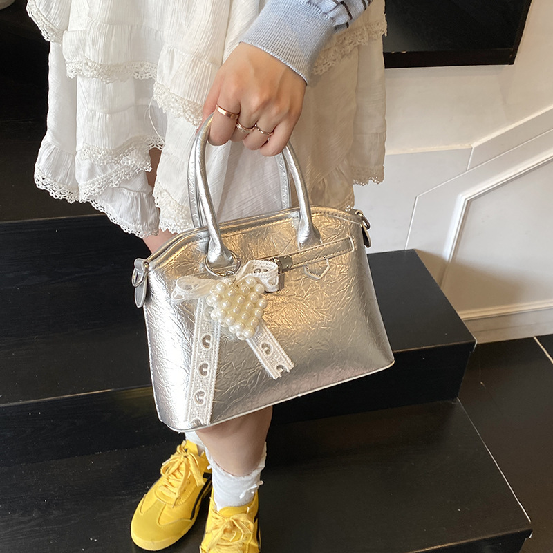 designer High-End Large Capacity Commuter Bag Women's 2025 New Summer Handbag Versatile Niche Crossbody Tot