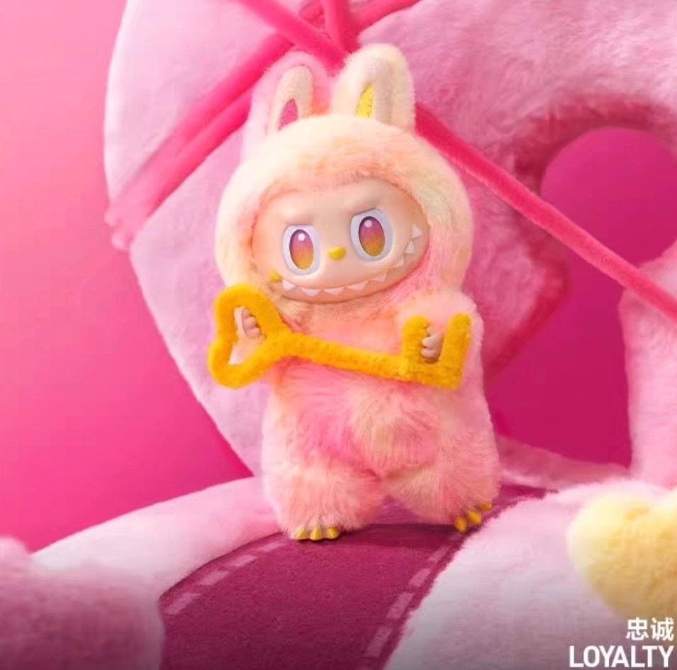 Labbrush keychain 17cm macaron labbrush popmart plush doll pendant key ring cartoon image cute monster keychain handbag decoration