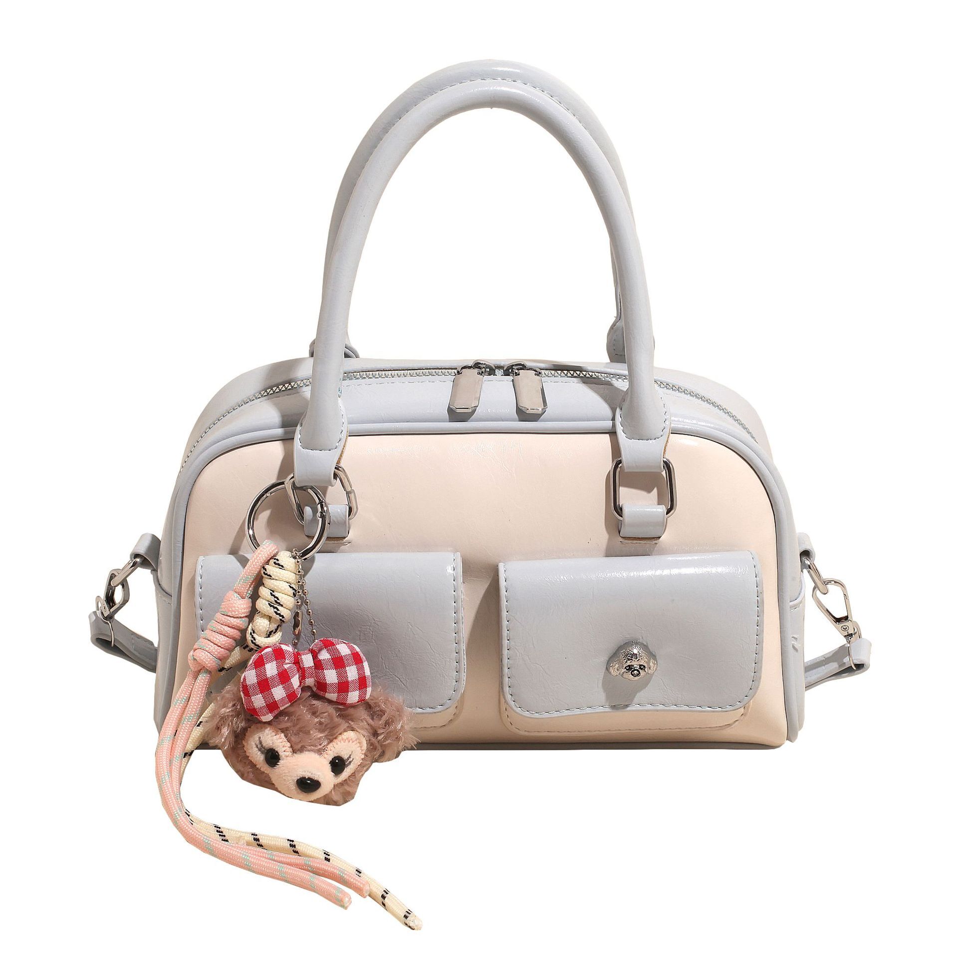 designer High-End Commuter Tote Bag 2025 Spring Summer Large Capacity Shoulder Underarm Bag Versatile Double Pocket bag fashion