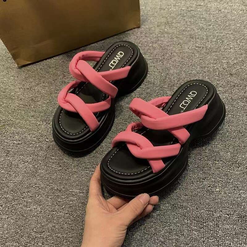 Women's Slippers 2025 Summer New Thick Sole Stunning French High Heels Fashion Versatile Outdoor Sandals