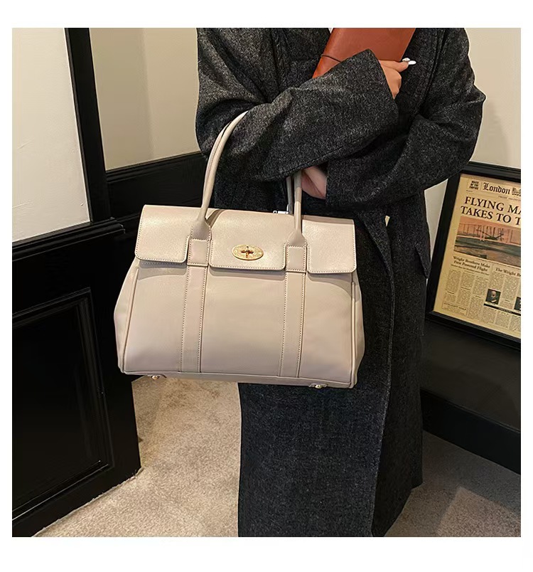 2024 Spring Genuine Leather Women Briefcase Female Versatile Shoulder Crossbody Bags Handbags Ladies Large Commute Totes Brown