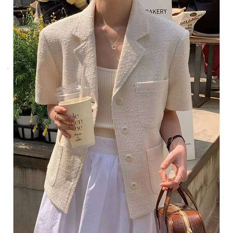 Chic Women's Suit Jacket Korean Style Lapel Single Breasted Multiple Pocket Short Sleeve Coat Summer 2025 New Fashion Loose Tops