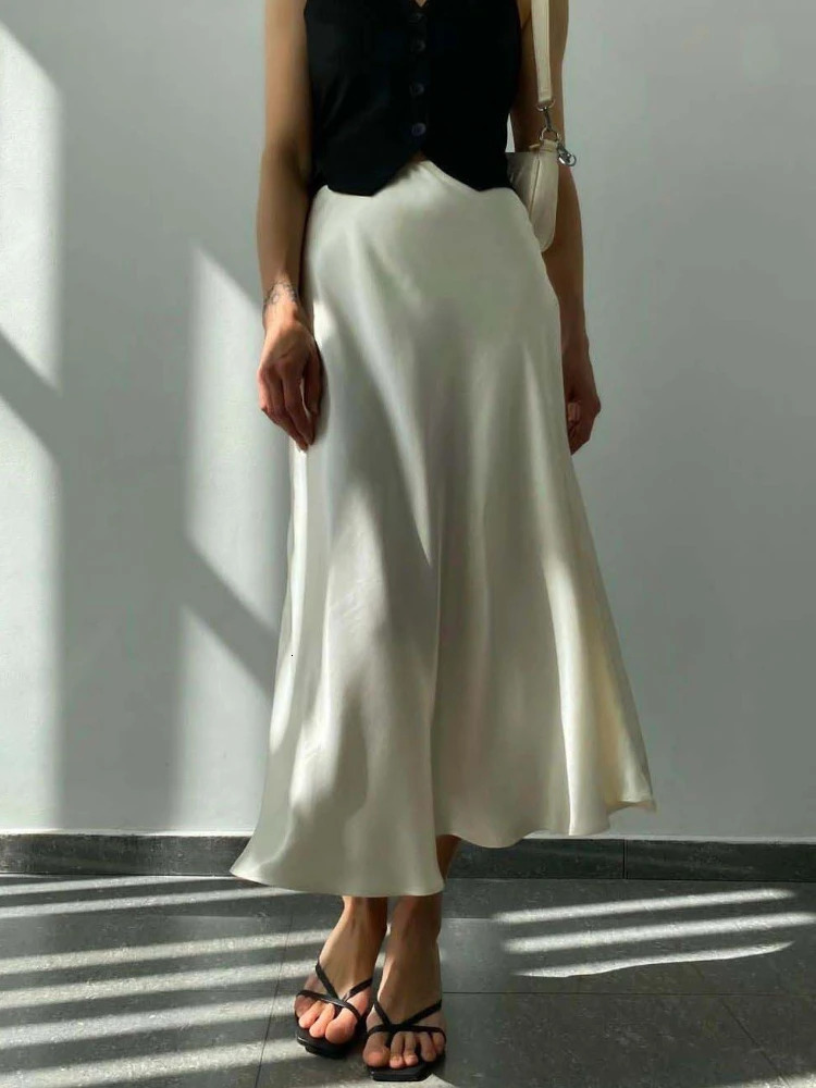 Womens Long Skirt Fashion Satin Skirt Office Lady Elastic Waist Solid Champagne Purple Red Silk A-LINE Skirt for Women 250529