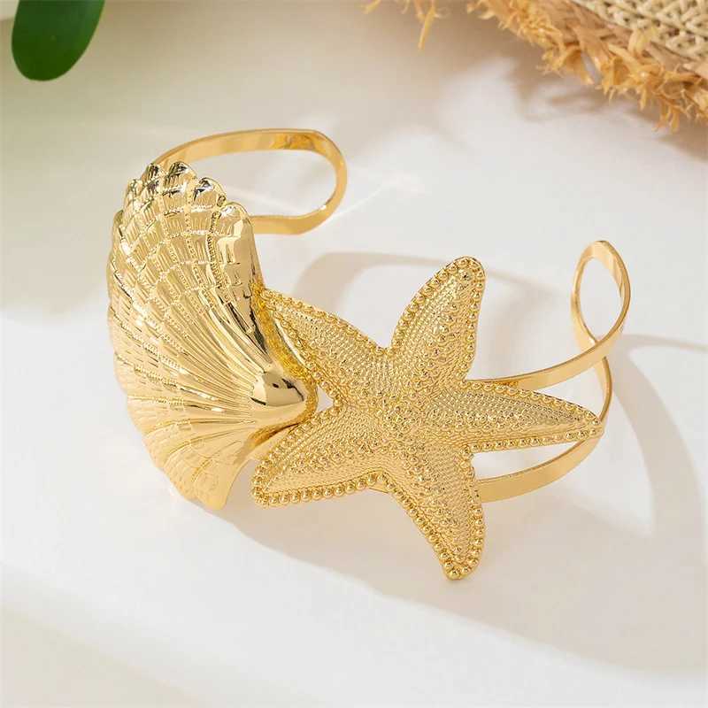 Summer Beach Starfish Shell Bracelet for Women Gold Color Vintage Exaggerated Wide Cuff Bangles Vacation Party Jewelry Gift M250605