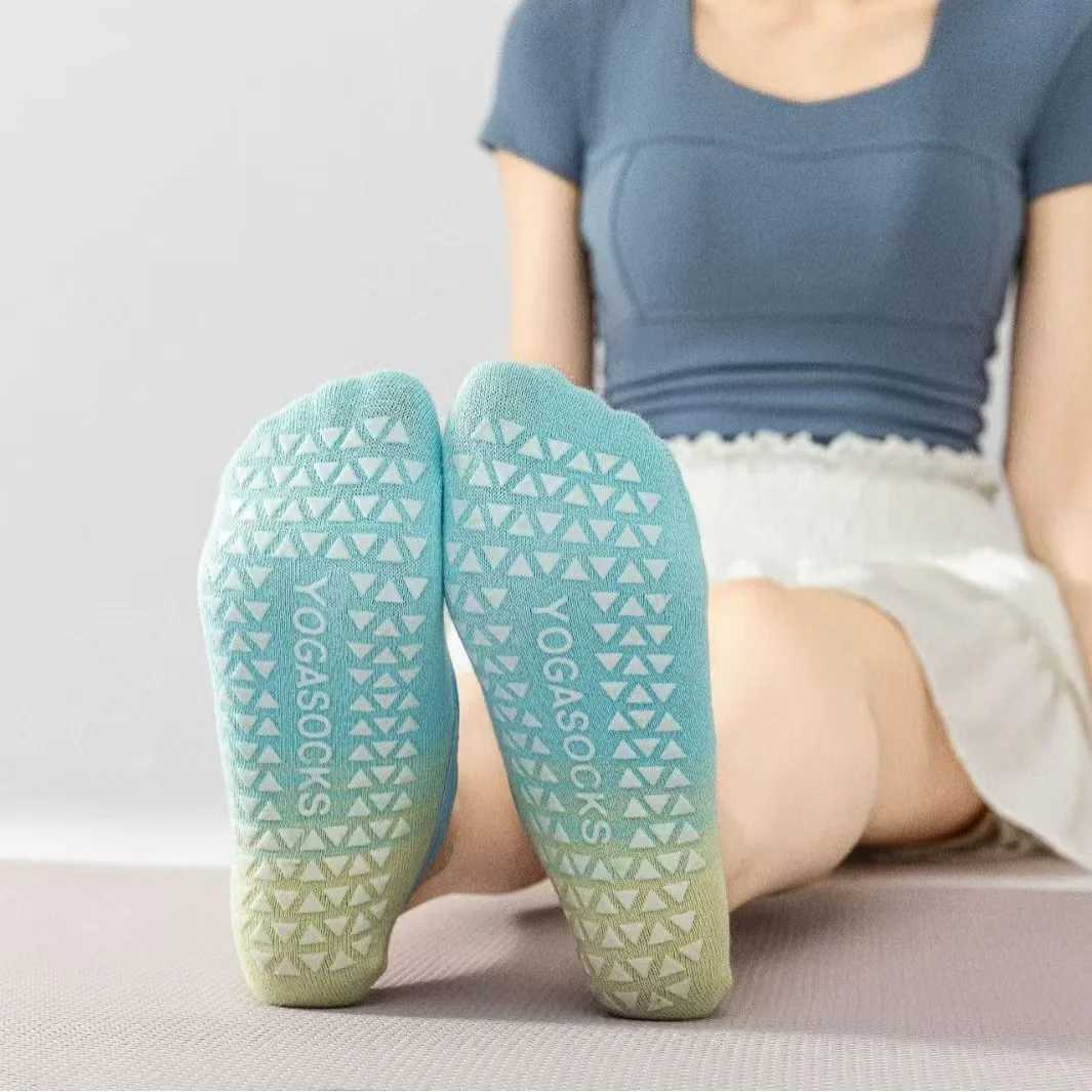 Professional Yoga Socks Women Gradient Silicone Non-slip Pilates Grip No-show Sock Breathable Bandage Sports Socks XJ250609