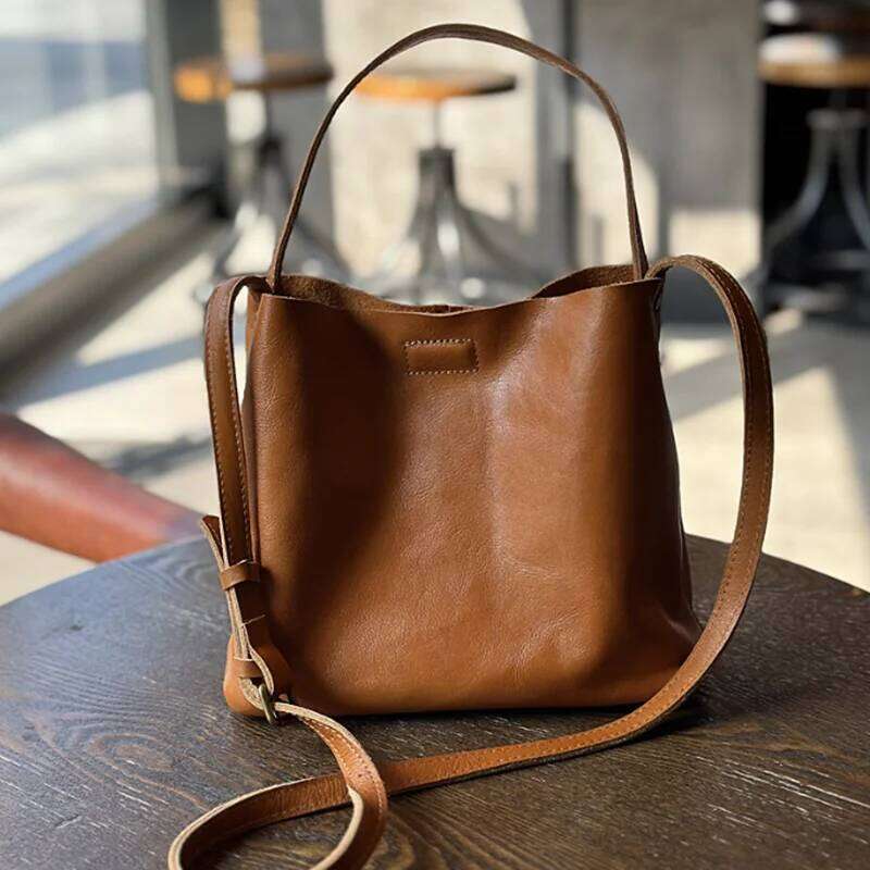 2025 new trend leather retro tree paste bucket women's shoulder crossbody bag
