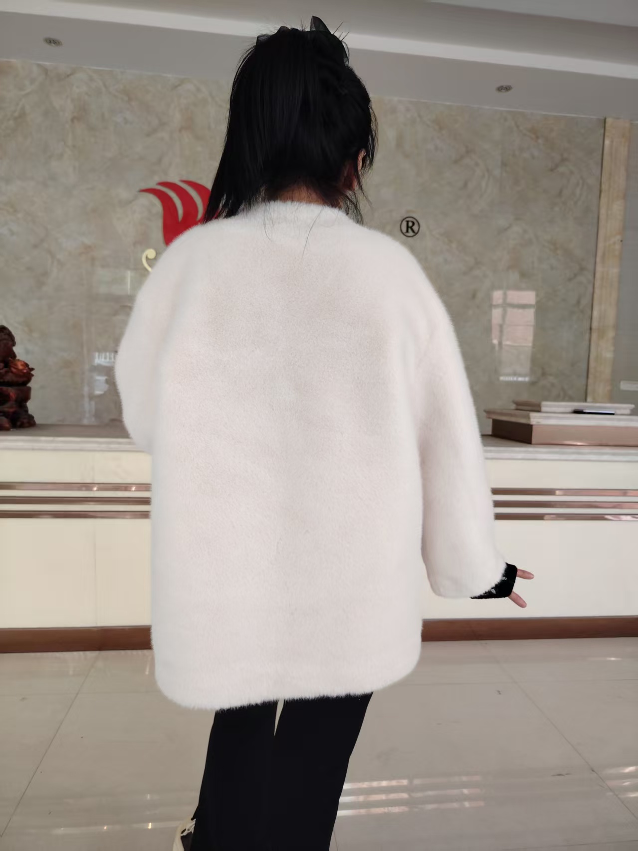 Women's Mid-Length Winter Wool Coat with Simple Solid Design - Warmth & Style Available in Multiple Sizes