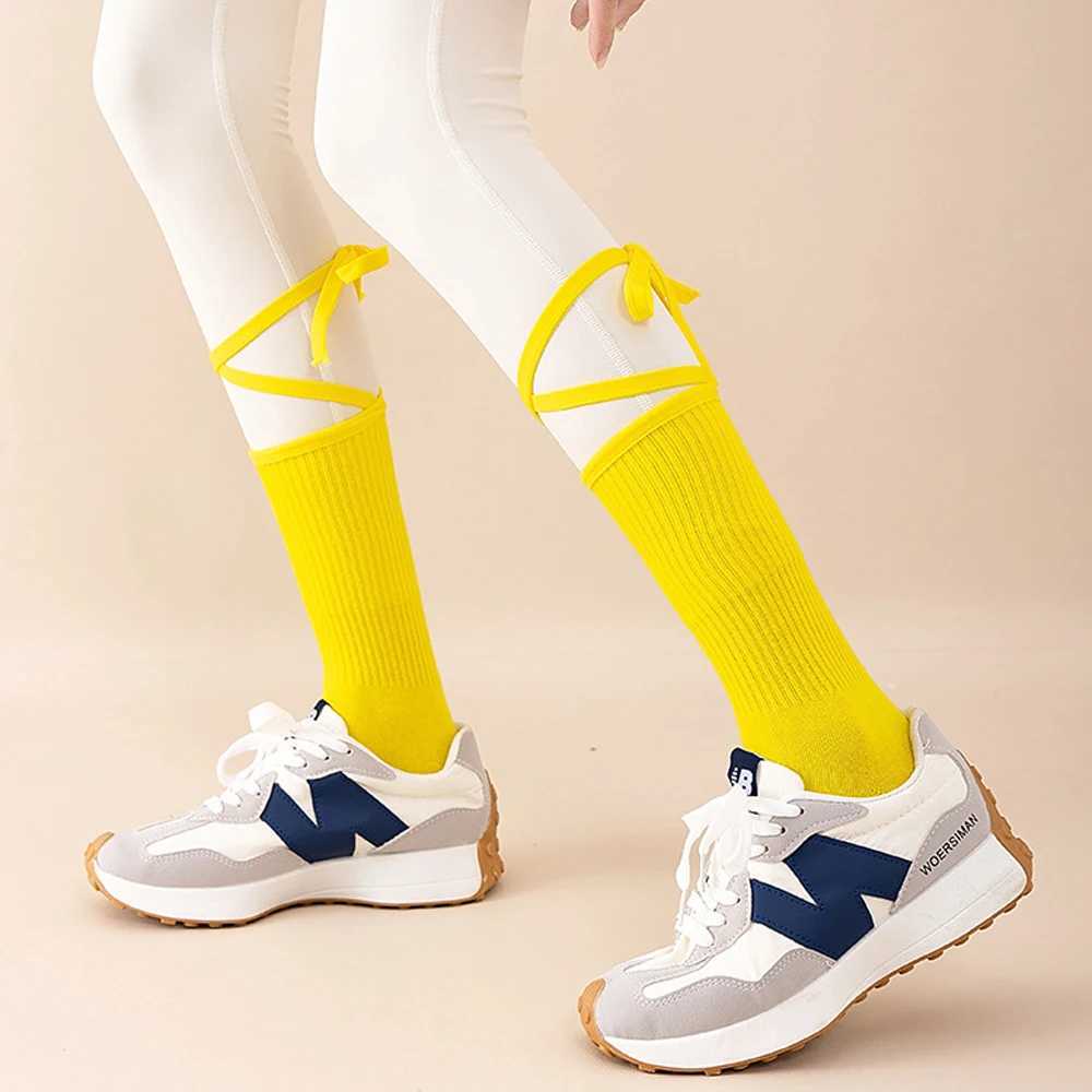 1 Pair Yoga Socks Autumn Mid-Tube Bandage Bottom Non-Slip Silicone Pilates Gym Fitness Socks Sport Winter Indoor Cotton Socks XJ250609