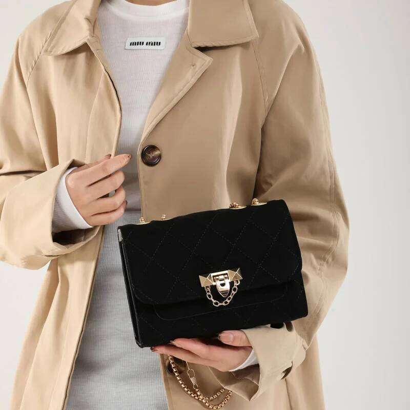 Hot Selling Bury Women Vintage Flap Solid Color Small Shoulder Fashion Chain Underarm Bag Suede Fabric Female Crossbody Bags Designer Bags